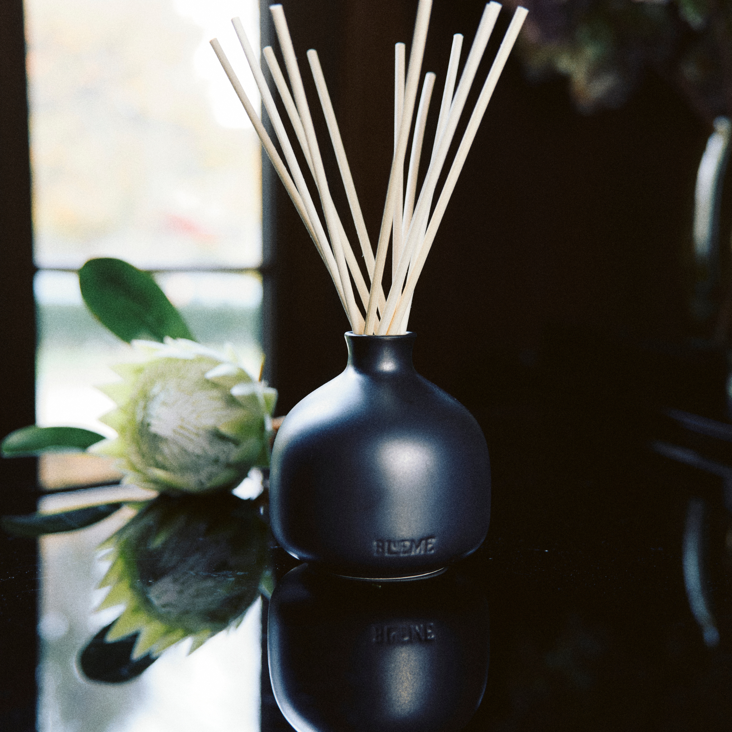 Black Ceramic Collection | Nostalgia Diffuser