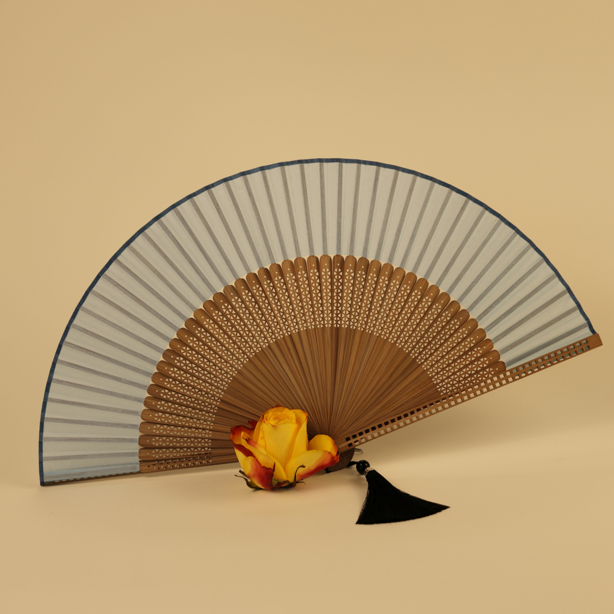 Mother’s Day Fragrance Fan - Balance White Lotus & Tea